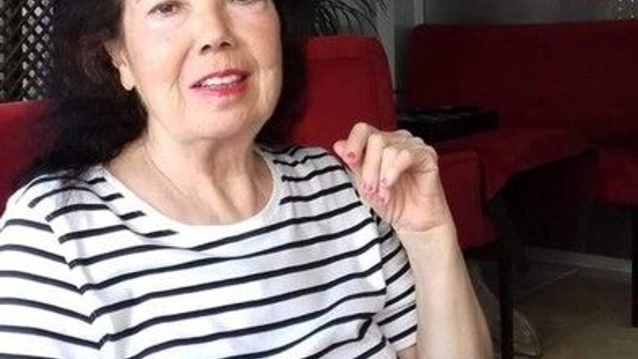 Yeşilçam'ın emektar oyuncusu Hayal Sirer vefat etti